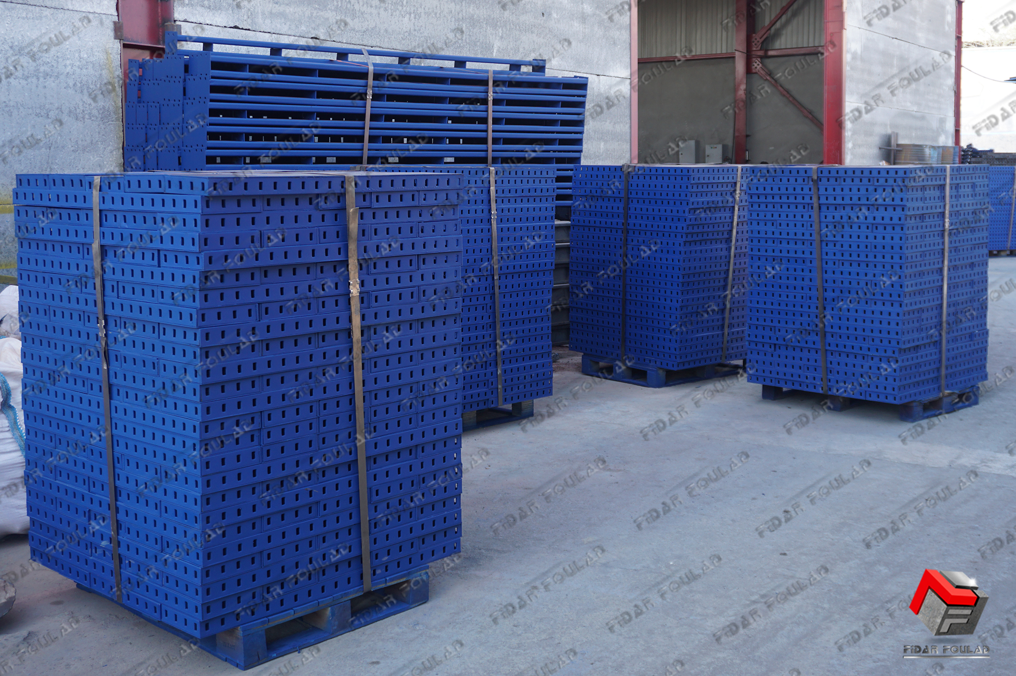 قالب های فلزی بتن